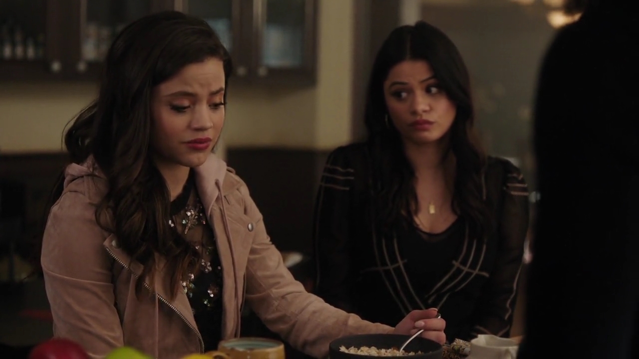 Charmed-Online-dot-nl_Charmed-1x17Surrender00214.jpg