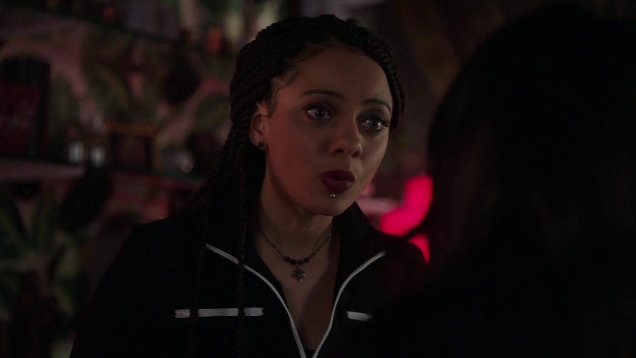 Charmed-Online-dot-nl_Charmed-1x17Surrender00859.jpg
