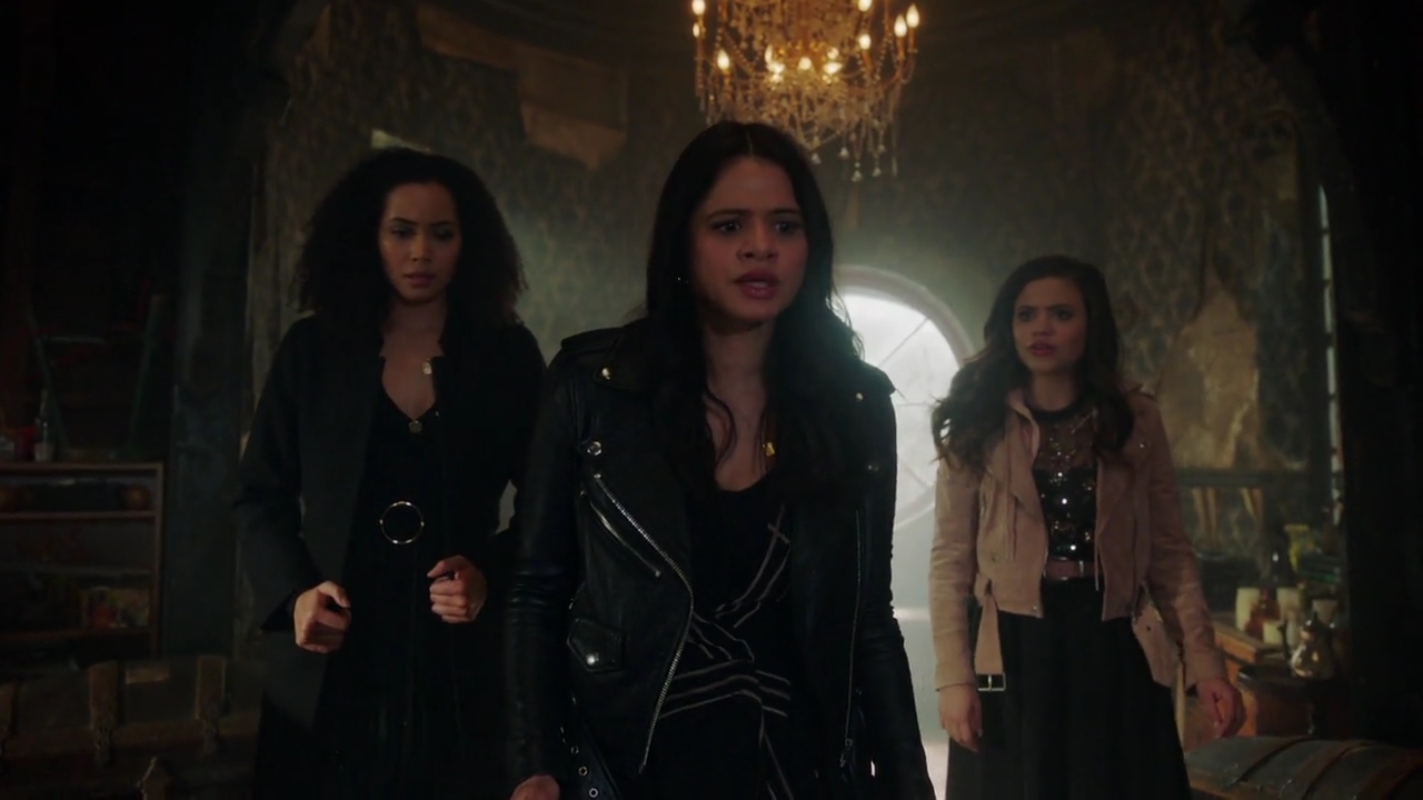 Charmed-Online-dot-nl_Charmed-1x17Surrender01029.jpg