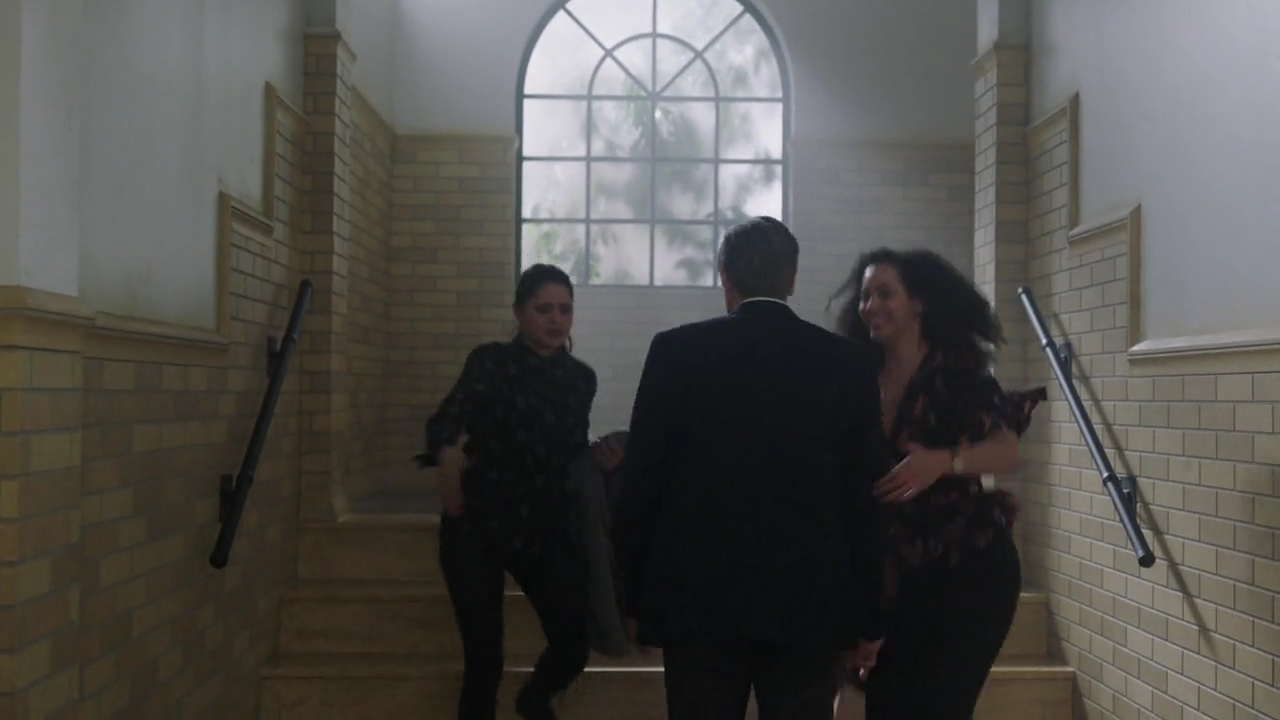 Charmed-Online-dot-nl_Charmed-1x17Surrender01478.jpg