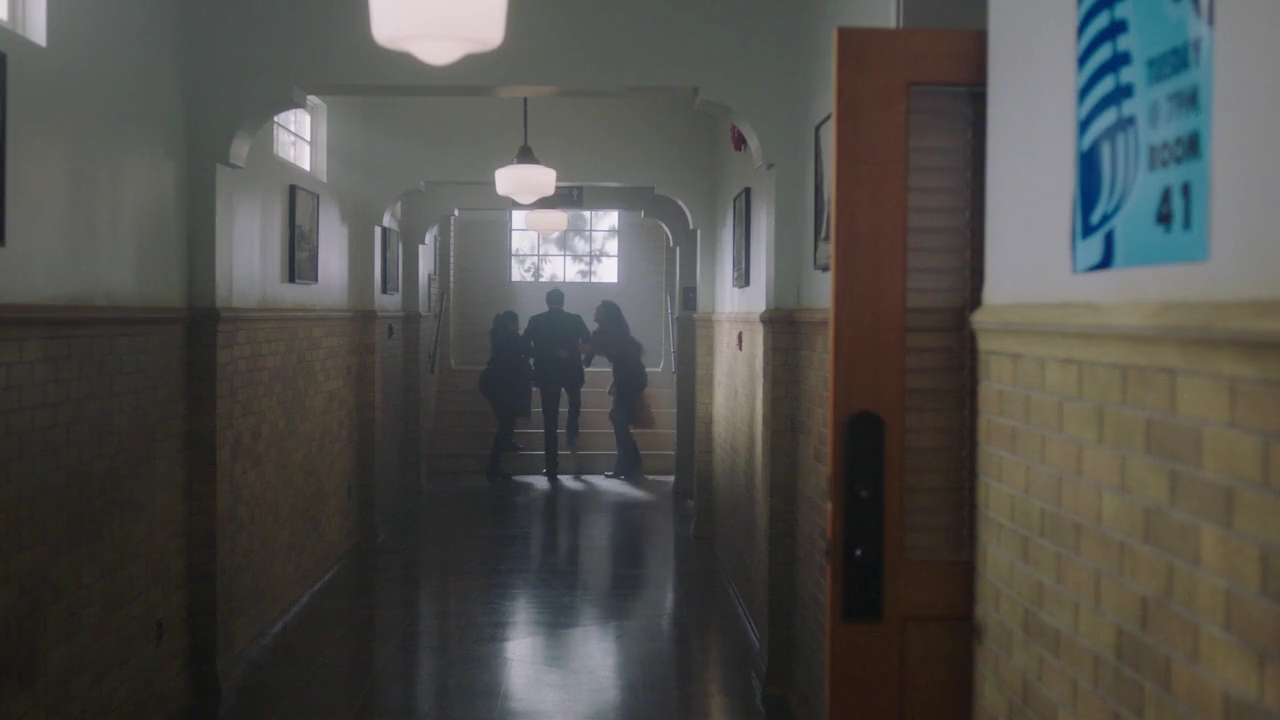Charmed-Online-dot-nl_Charmed-1x17Surrender01479.jpg
