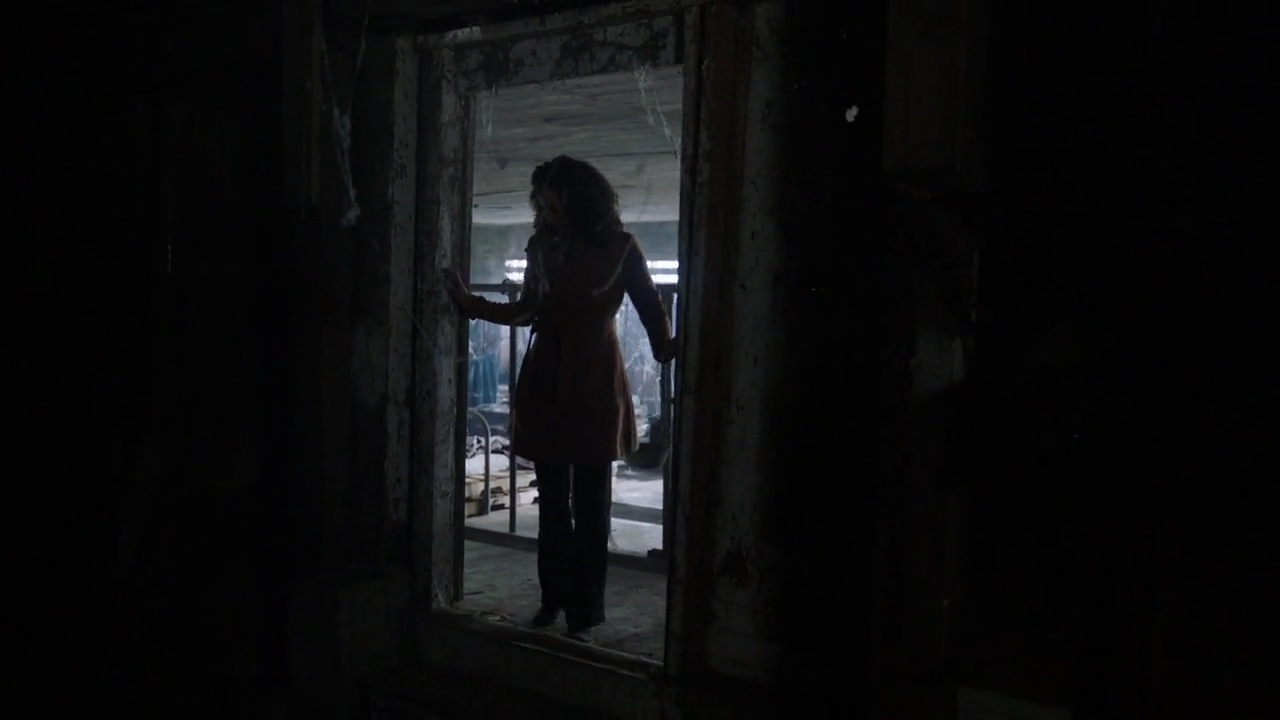 Charmed-Online-dot-nl_Charmed-1x17Surrender01841.jpg