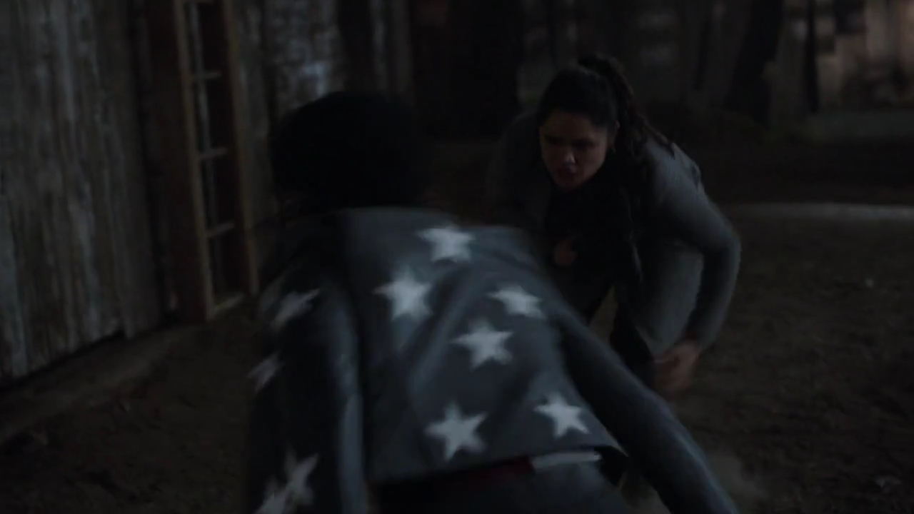 Charmed-Online-dot-nl_Charmed-1x17Surrender01871.jpg