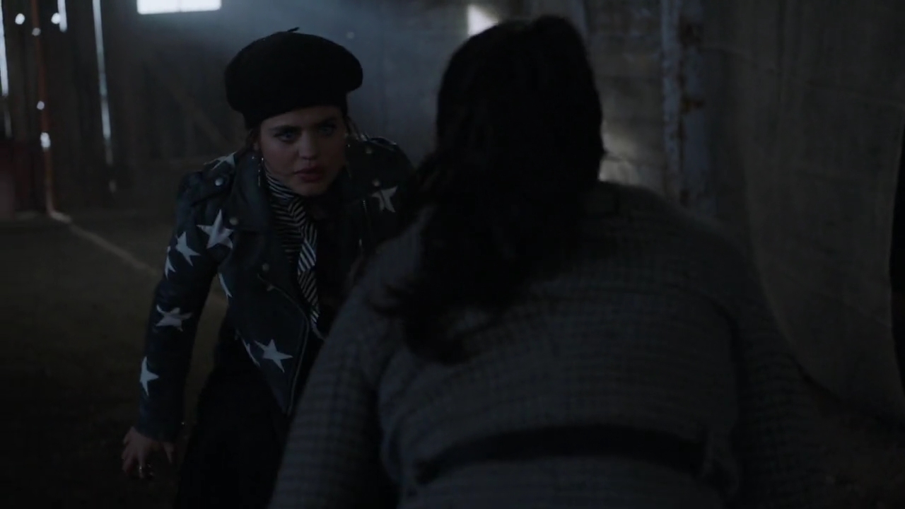 Charmed-Online-dot-nl_Charmed-1x17Surrender01873.jpg