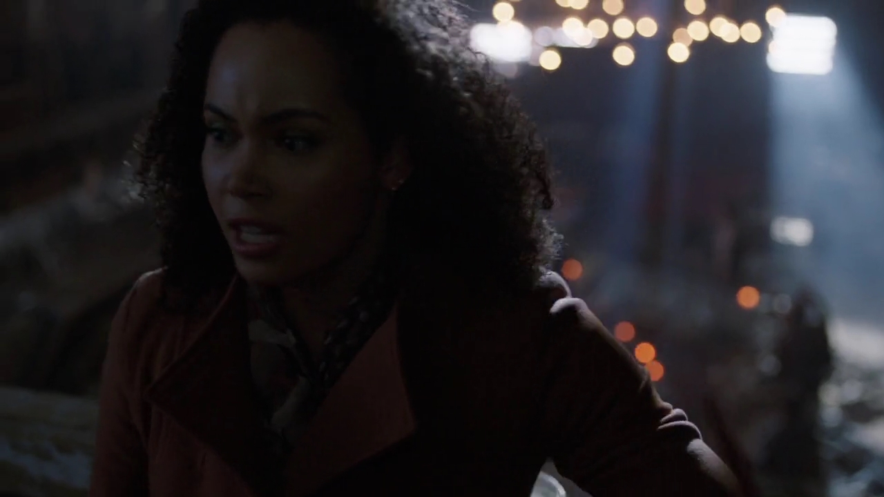 Charmed-Online-dot-nl_Charmed-1x17Surrender01954.jpg