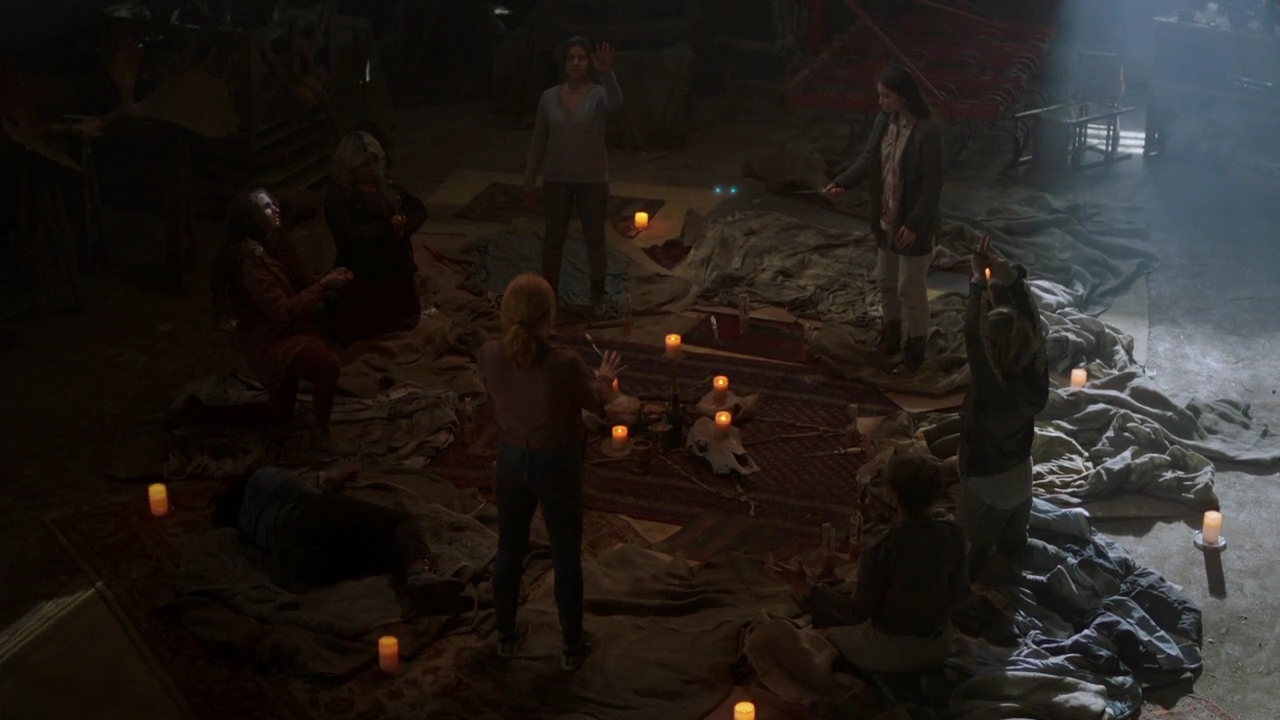 Charmed-Online-dot-nl_Charmed-1x17Surrender01963.jpg