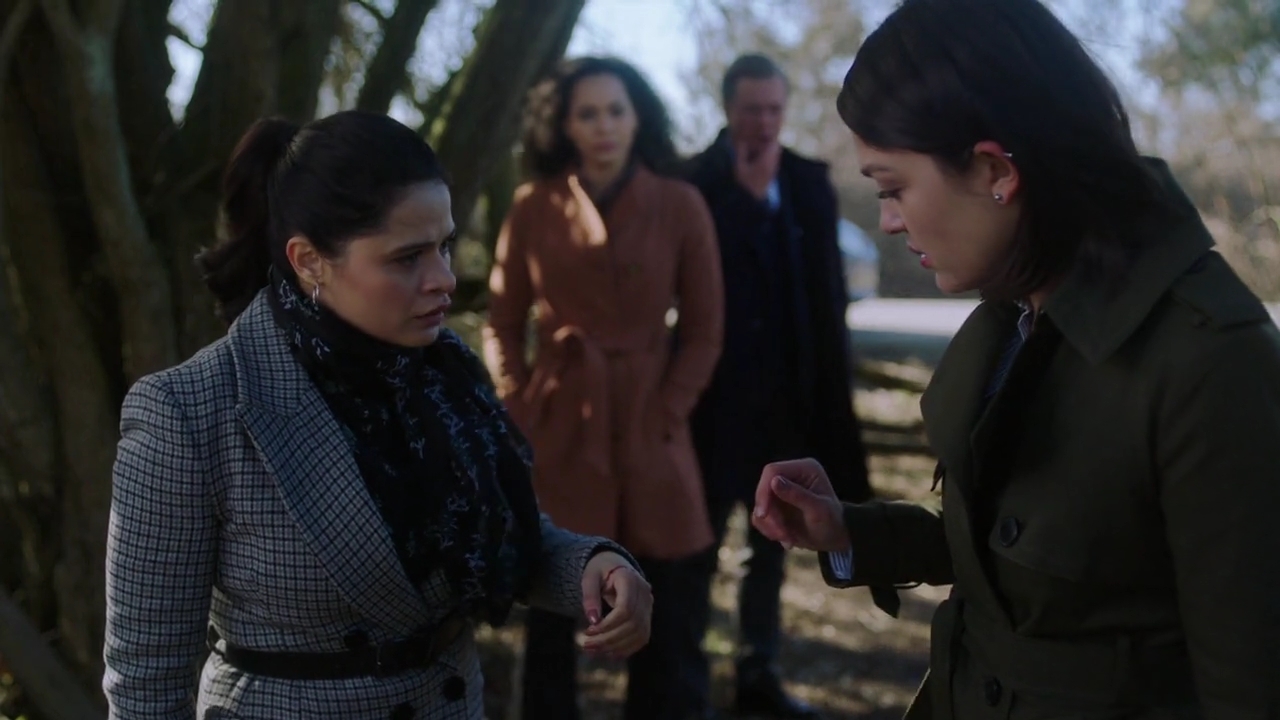 Charmed-Online-dot-nl_Charmed-1x17Surrender02019.jpg