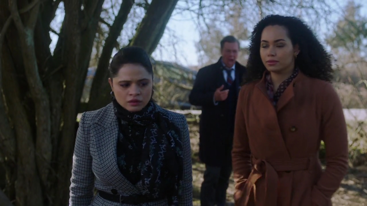 Charmed-Online-dot-nl_Charmed-1x17Surrender02026.jpg