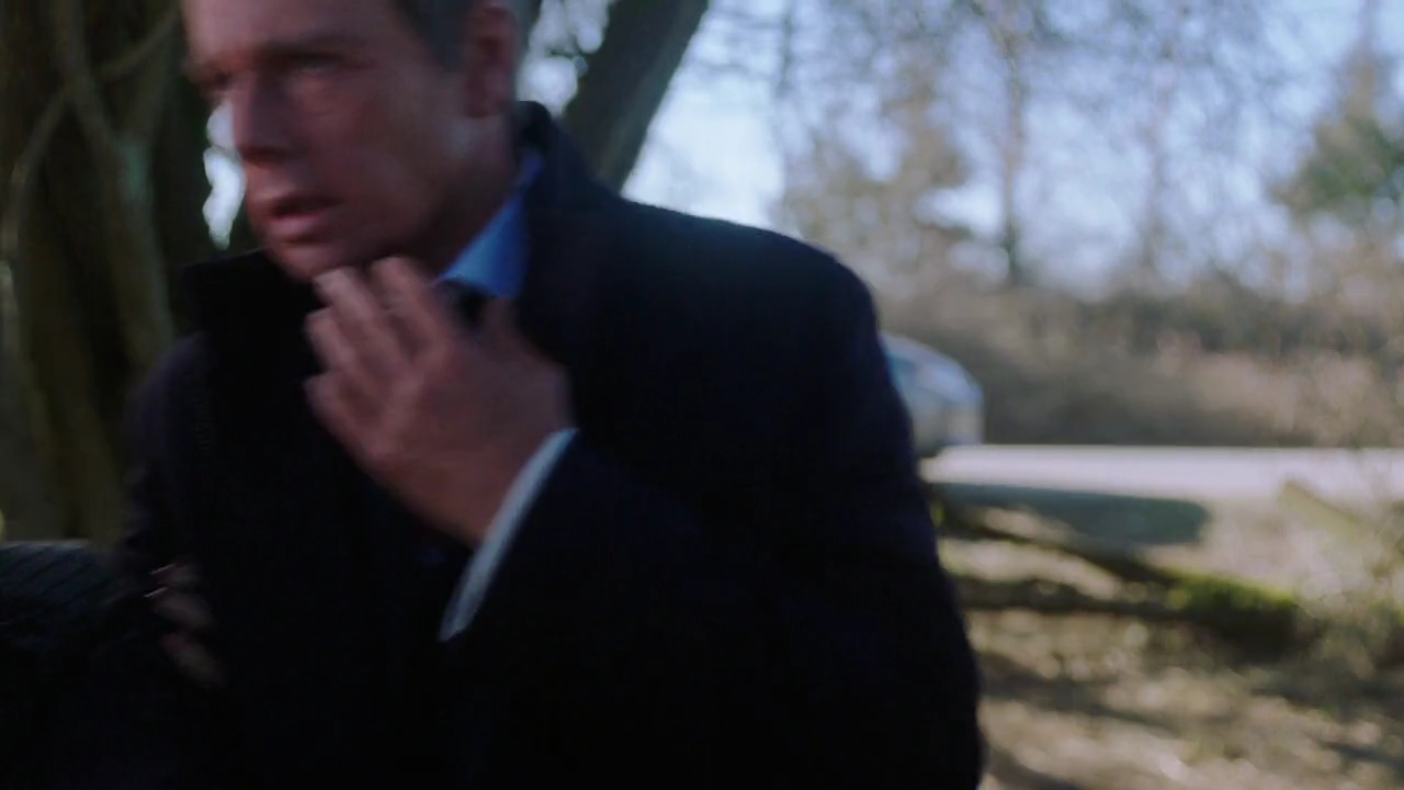 Charmed-Online-dot-nl_Charmed-1x17Surrender02036.jpg