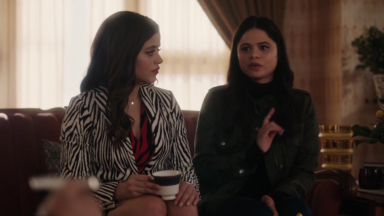 Charmed-Online-dot-nl_Charmed-1x17Surrender02201.jpg
