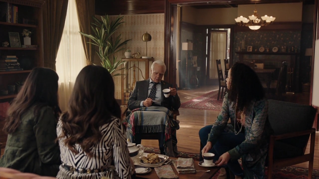 Charmed-Online-dot-nl_Charmed-1x17Surrender02210.jpg