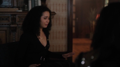 Charmed-Online-dot-nl_Charmed-1x17Surrender00729.jpg