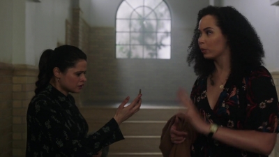 Charmed-Online-dot-nl_Charmed-1x17Surrender01389.jpg