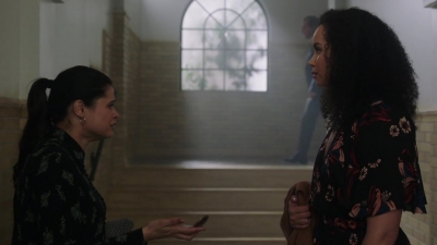 Charmed-Online-dot-nl_Charmed-1x17Surrender01394.jpg