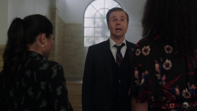 Charmed-Online-dot-nl_Charmed-1x17Surrender01472.jpg