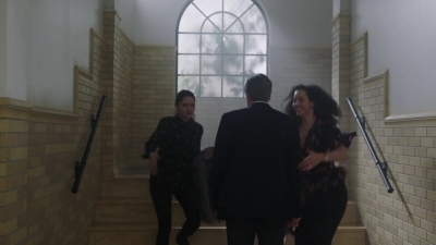 Charmed-Online-dot-nl_Charmed-1x17Surrender01478.jpg