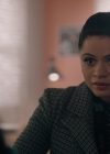 Charmed-Online-dot-nl_Charmed-1x17Surrender01080.jpg