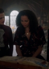 Charmed-Online-dot-nl_Charmed-1x17Surrender01125.jpg