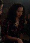 Charmed-Online-dot-nl_Charmed-1x17Surrender01138.jpg