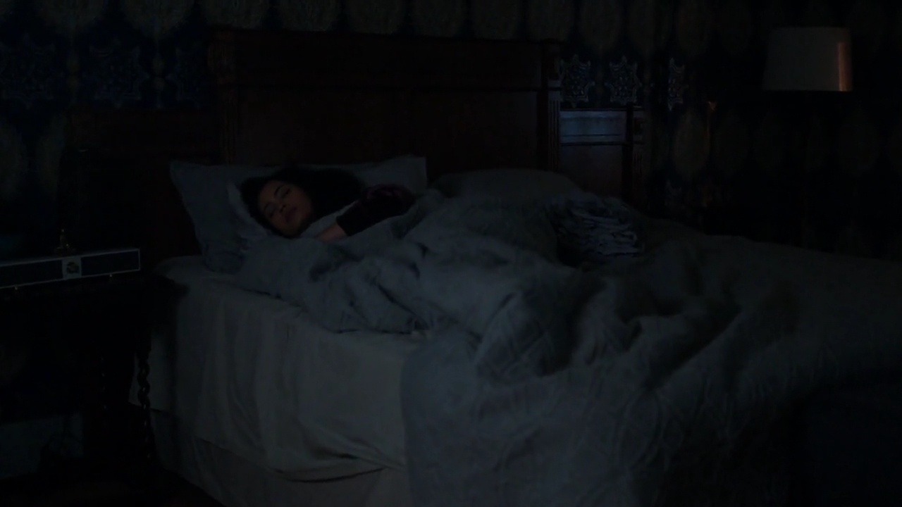 Charmed-Online-dot-nl_Charmed-1x18TheReplacement00089.jpg