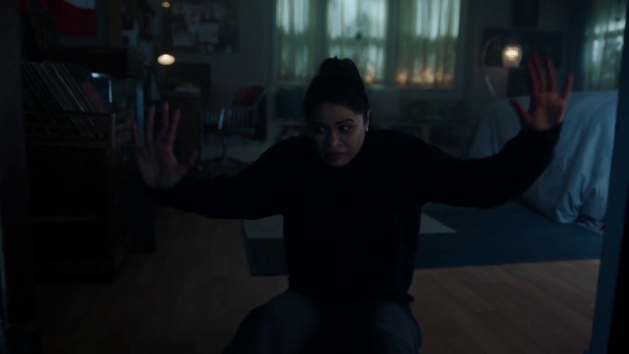 Charmed-Online-dot-nl_Charmed-1x18TheReplacement00096.jpg