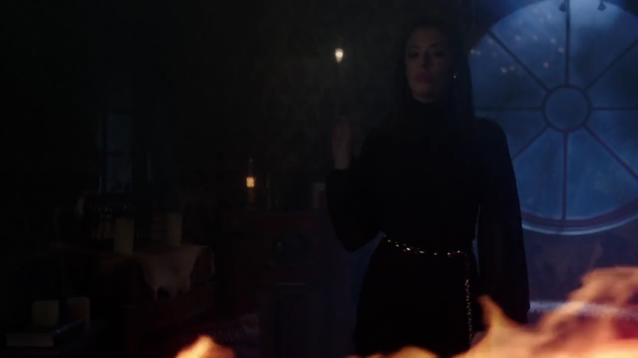 Charmed-Online-dot-nl_Charmed-1x18TheReplacement00128.jpg