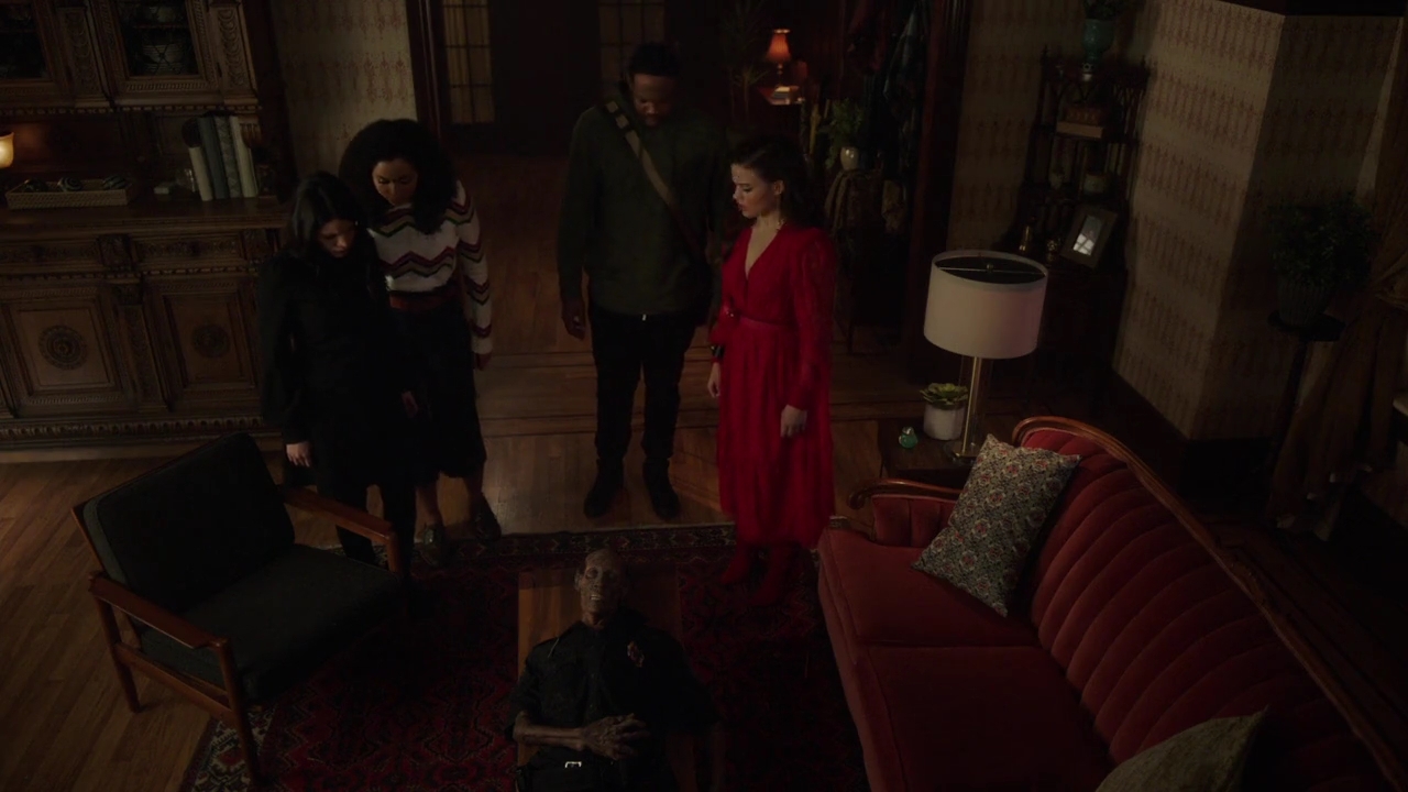 Charmed-Online-dot-nl_Charmed-1x18TheReplacement00530.jpg