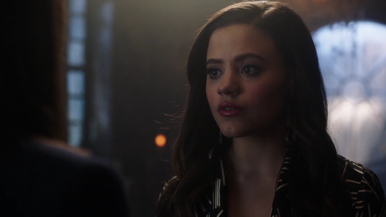 Charmed-Online-dot-nl_Charmed-1x18TheReplacement00864.jpg