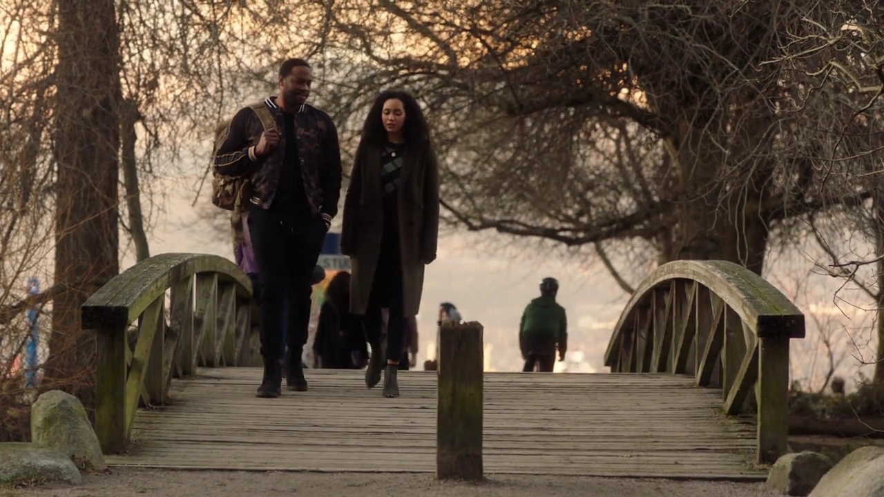 Charmed-Online-dot-nl_Charmed-1x18TheReplacement00871.jpg