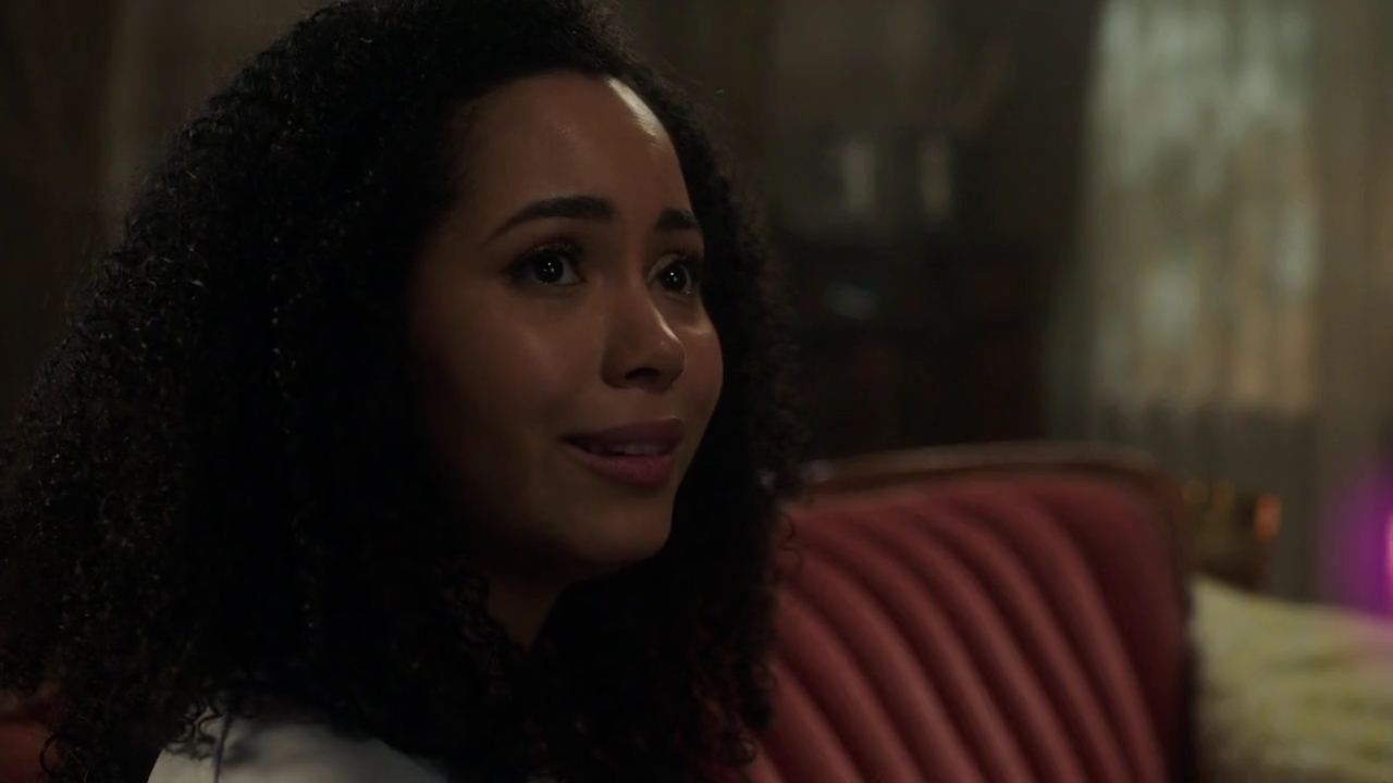 Charmed-Online-dot-nl_Charmed-1x18TheReplacement00981.jpg