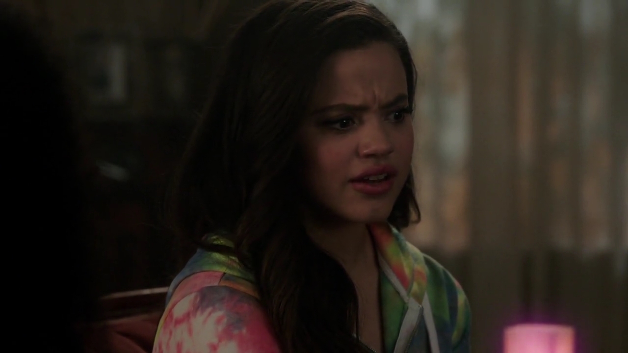 Charmed-Online-dot-nl_Charmed-1x18TheReplacement01022.jpg