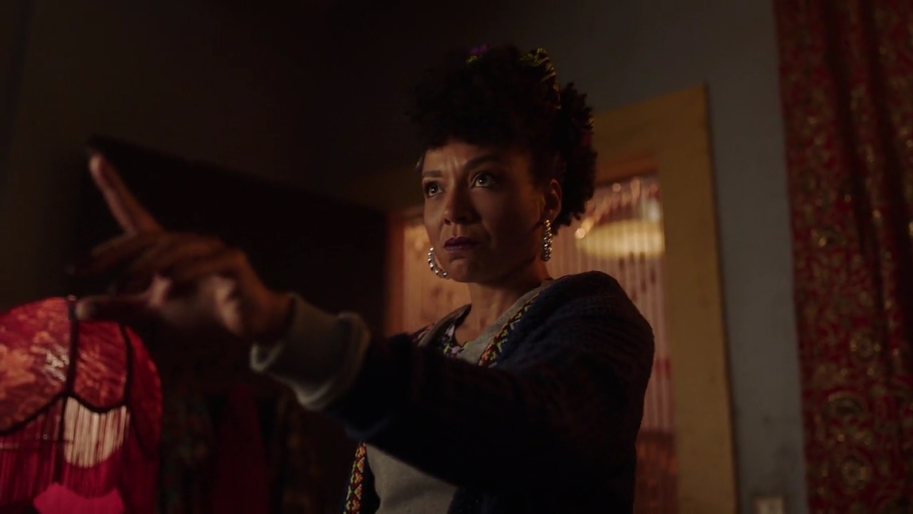 Charmed-Online-dot-nl_Charmed-1x18TheReplacement01099.jpg