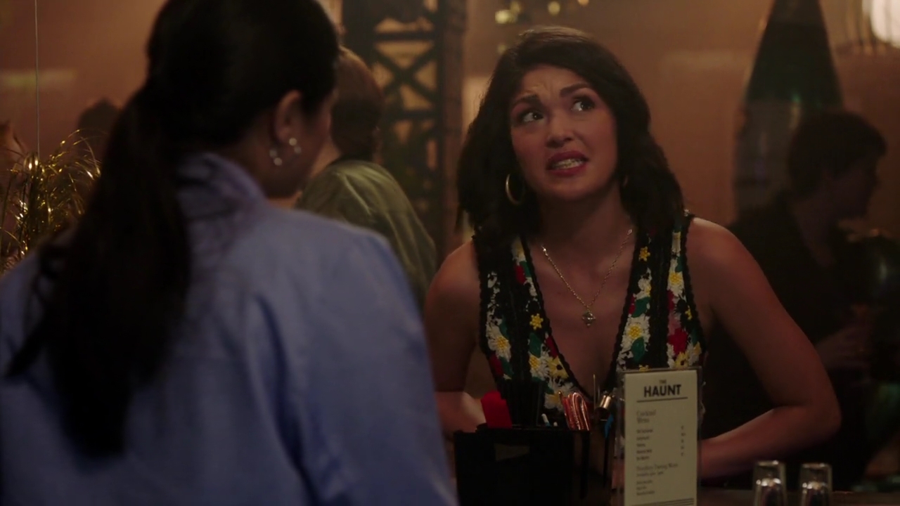 Charmed-Online-dot-nl_Charmed-1x18TheReplacement01230.jpg