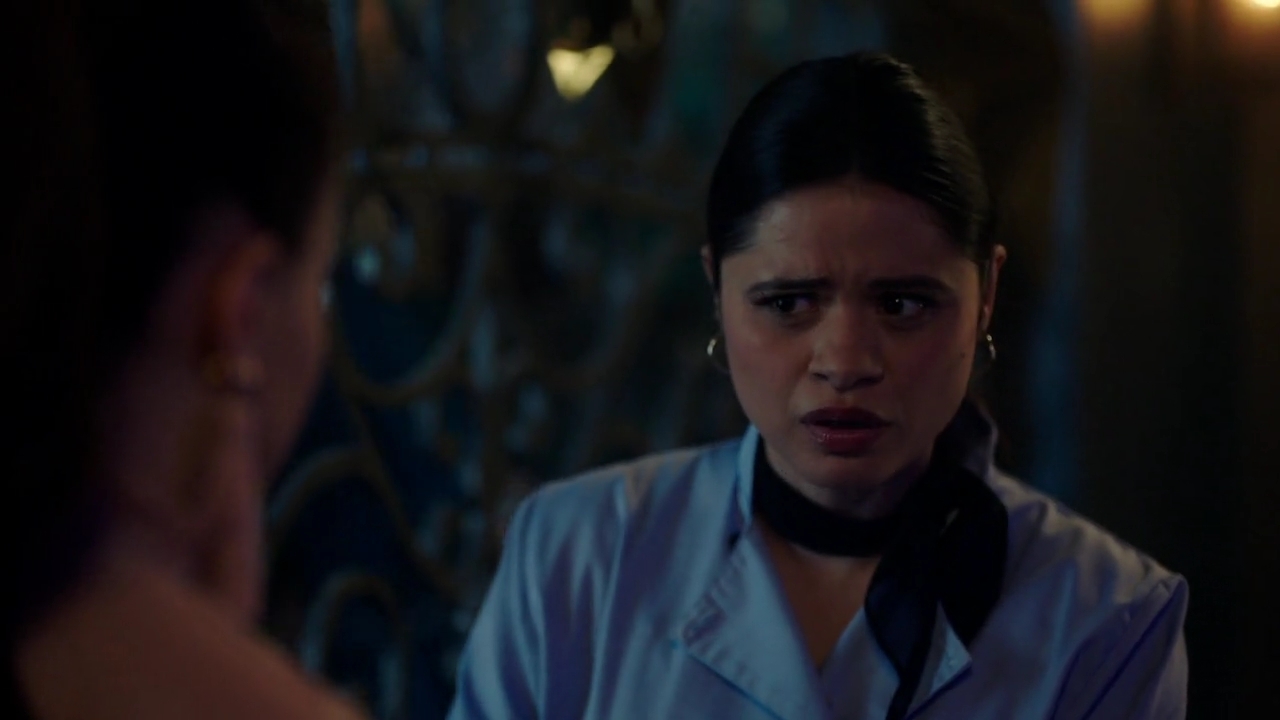 Charmed-Online-dot-nl_Charmed-1x18TheReplacement01256.jpg