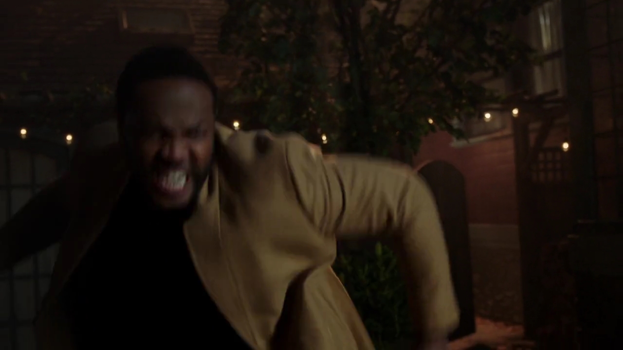 Charmed-Online-dot-nl_Charmed-1x18TheReplacement01444.jpg