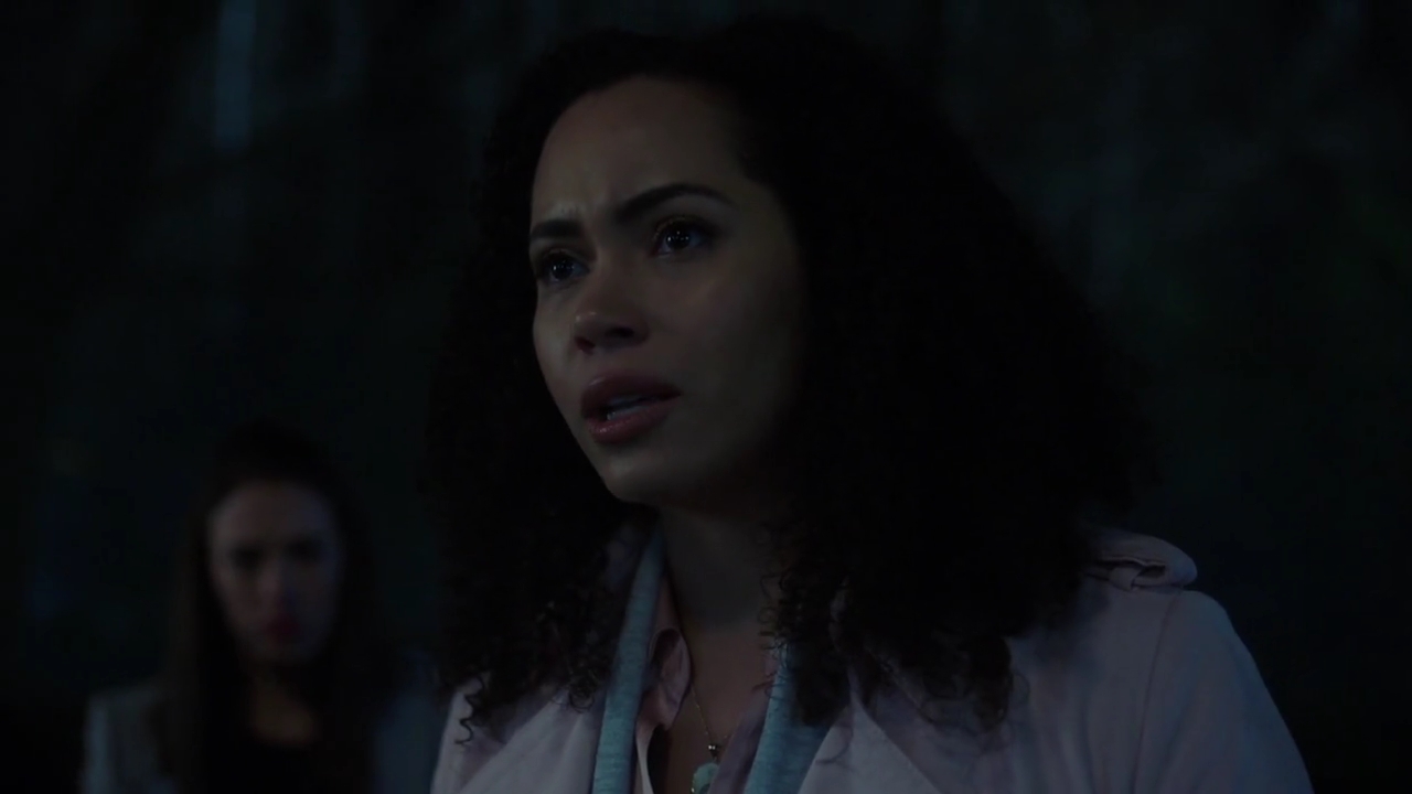 Charmed-Online-dot-nl_Charmed-1x18TheReplacement01596.jpg