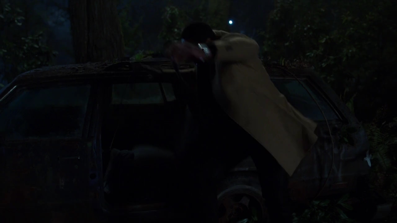 Charmed-Online-dot-nl_Charmed-1x18TheReplacement01634.jpg