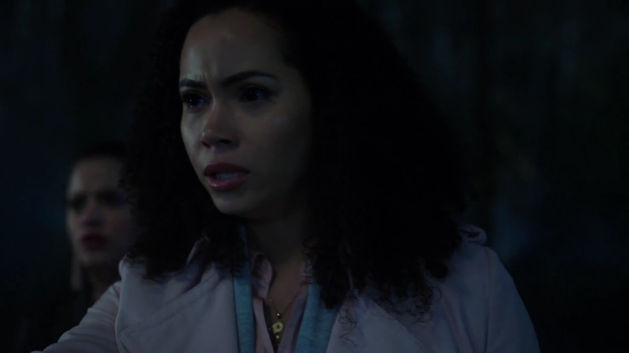 Charmed-Online-dot-nl_Charmed-1x18TheReplacement01639.jpg