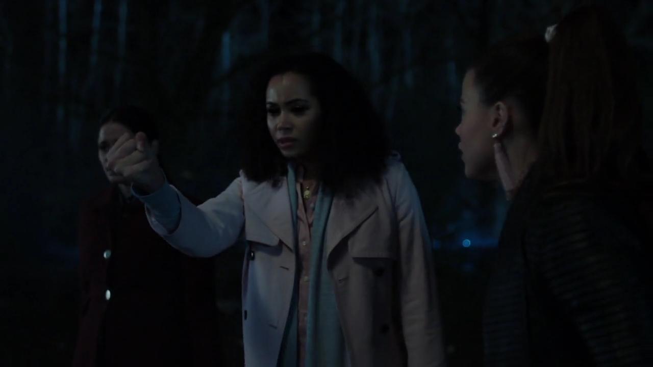 Charmed-Online-dot-nl_Charmed-1x18TheReplacement01657.jpg