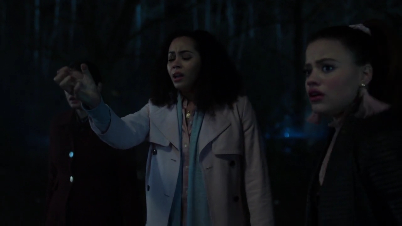 Charmed-Online-dot-nl_Charmed-1x18TheReplacement01658.jpg