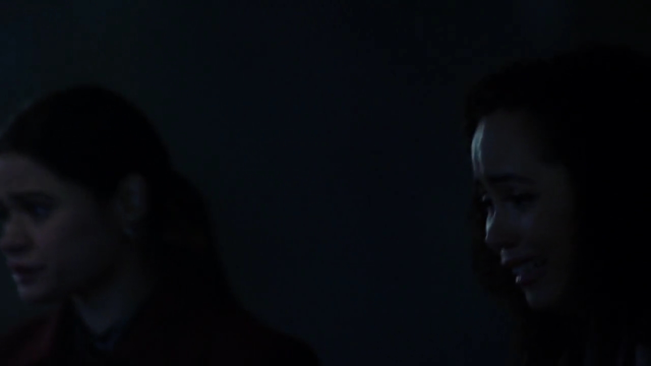 Charmed-Online-dot-nl_Charmed-1x18TheReplacement01684.jpg