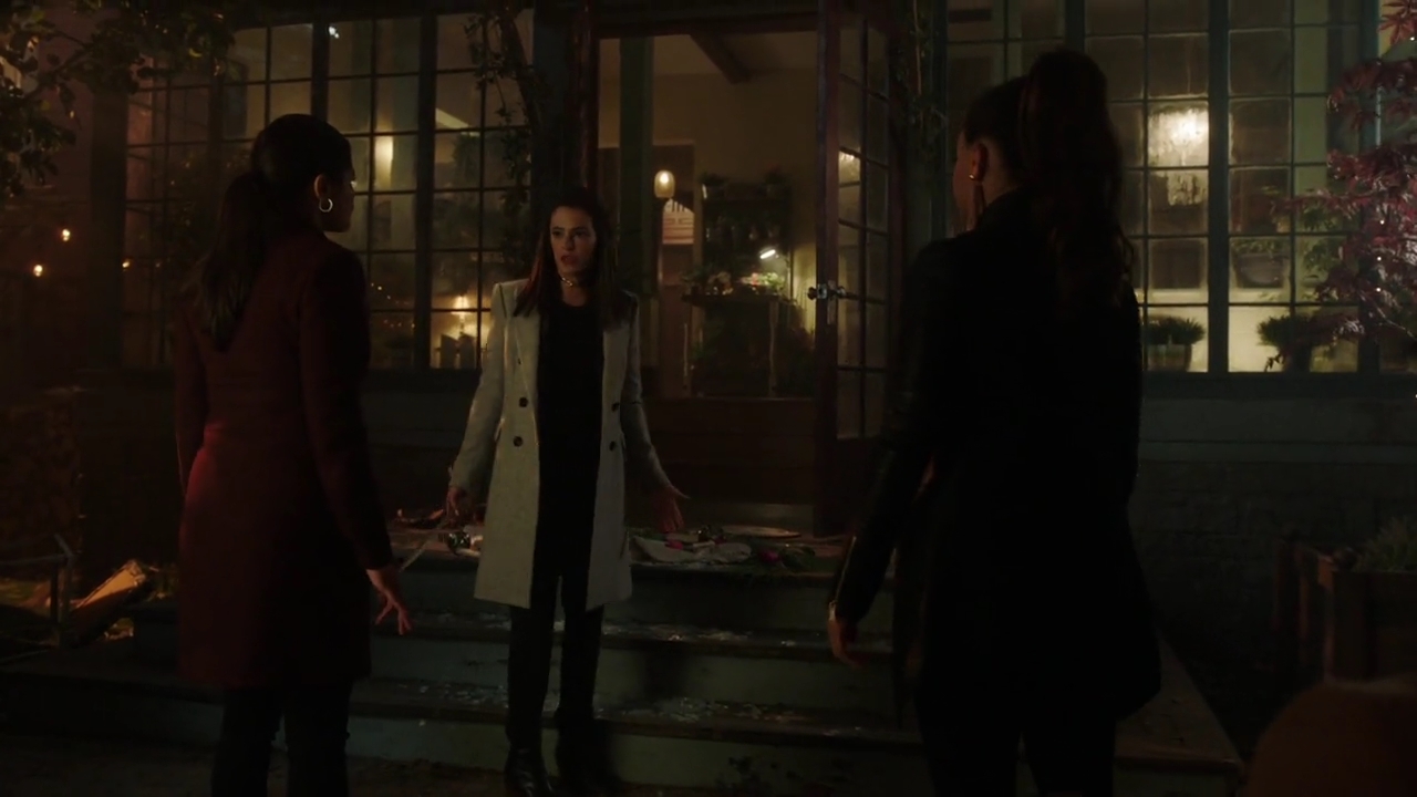 Charmed-Online-dot-nl_Charmed-1x18TheReplacement01730.jpg Charmed-Online-dot-nl_Charmed-1x18TheReplacement01730.jpg