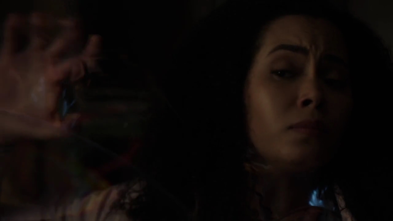 Charmed-Online-dot-nl_Charmed-1x18TheReplacement01776.jpg