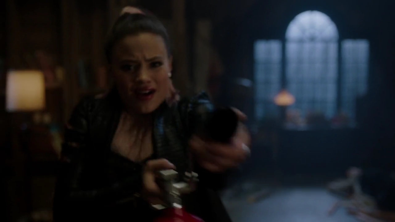 Charmed-Online-dot-nl_Charmed-1x18TheReplacement01822.jpg