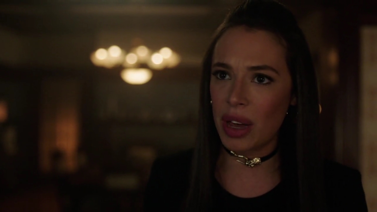 Charmed-Online-dot-nl_Charmed-1x18TheReplacement01877.jpg