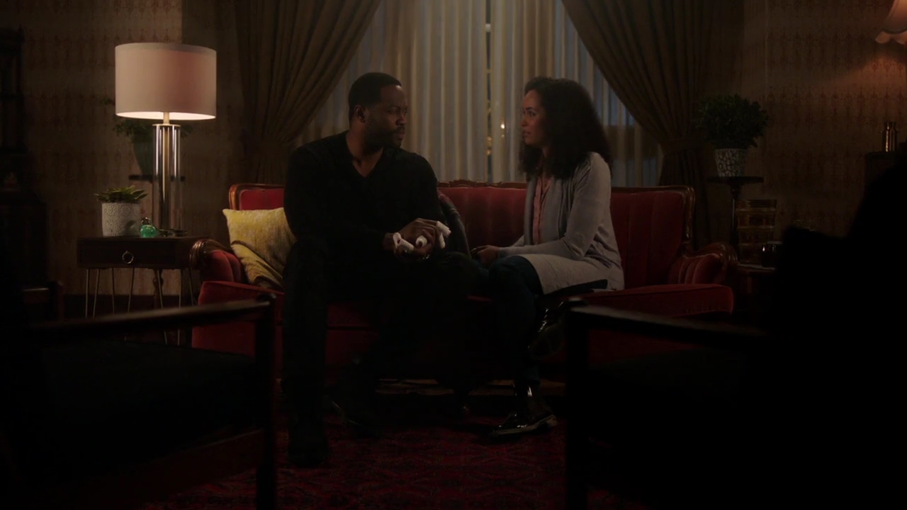 Charmed-Online-dot-nl_Charmed-1x18TheReplacement01900.jpg