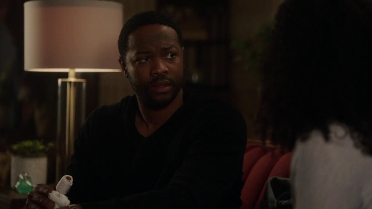 Charmed-Online-dot-nl_Charmed-1x18TheReplacement01909.jpg