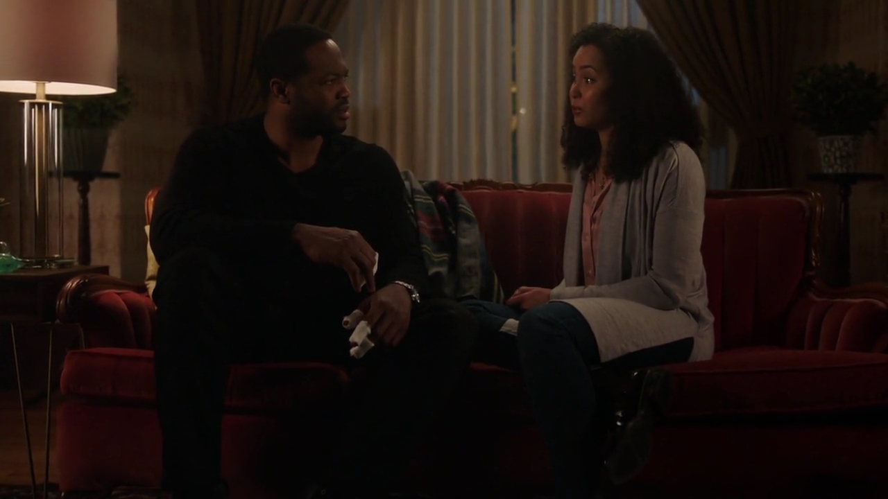 Charmed-Online-dot-nl_Charmed-1x18TheReplacement01929.jpg