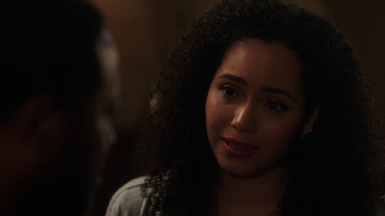 Charmed-Online-dot-nl_Charmed-1x18TheReplacement01935.jpg