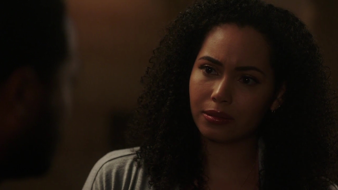 Charmed-Online-dot-nl_Charmed-1x18TheReplacement01954.jpg